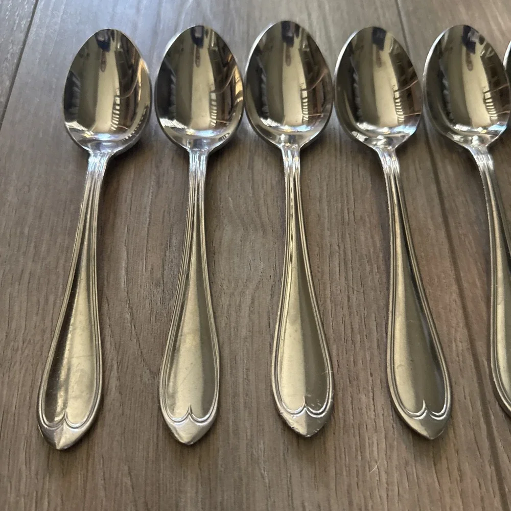 7‎ PCs Oval Place Soup Spoons Reed & Barton Select OVAL THREAD